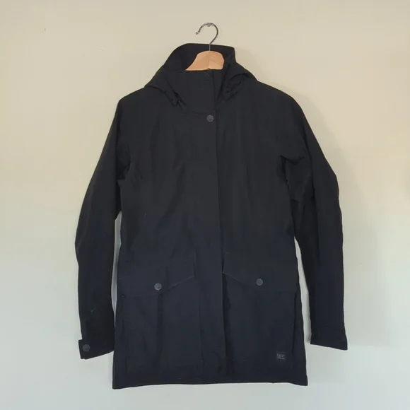MEC Gore-tex Monsoon Raincoat - Picture 1 of 6